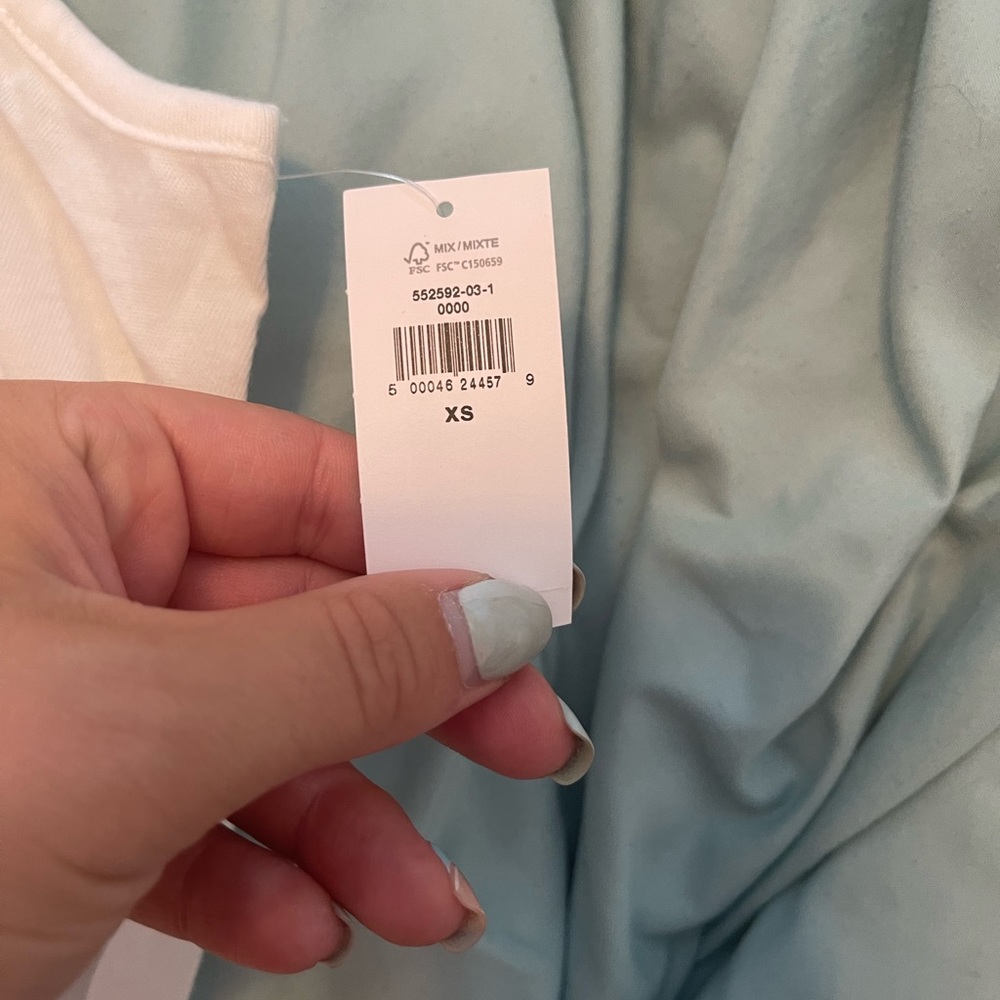 Old Navy White Square-Neck Tie-Front Tank, Size XS NWT - Picture 5 of 8